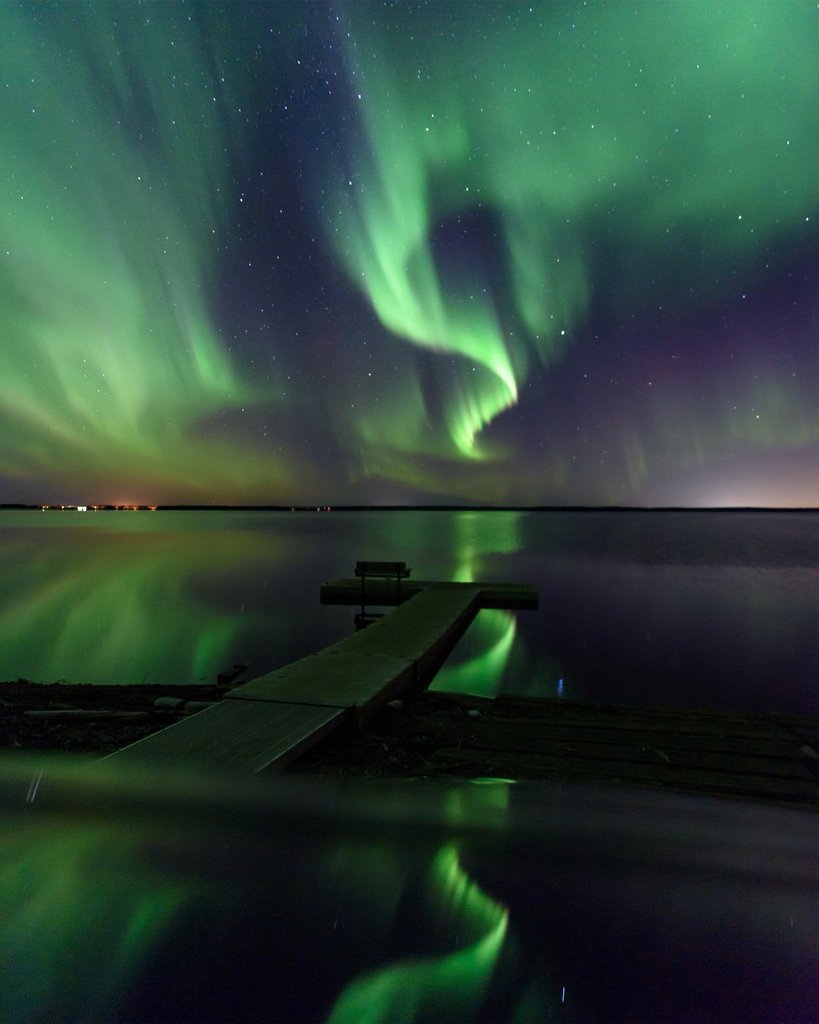 Aurora_Fort_McMurray_by_Vaibhav_Pandey_vaibhav_pandeys_1024x1024