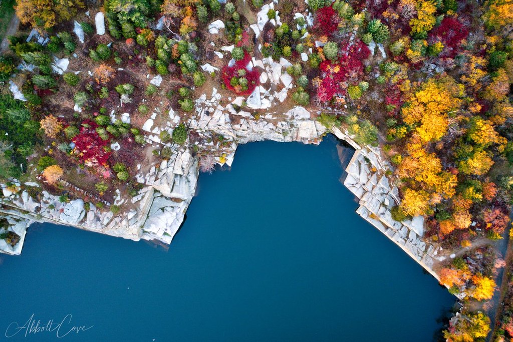 Fall_Color_at_Halibut_Point_Rockport_Mass_by_Abbott_Cove_Photography_AbbottCove_1024x1024