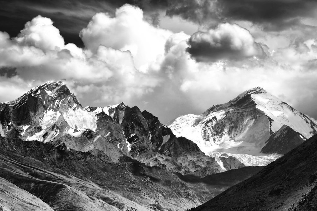 Nun-Kun_massif_standing_proud_in_Zanskar_Valley_in_Northern_India_by_Wajahat_Iqbal_WajahatIqbal2_1024x1024