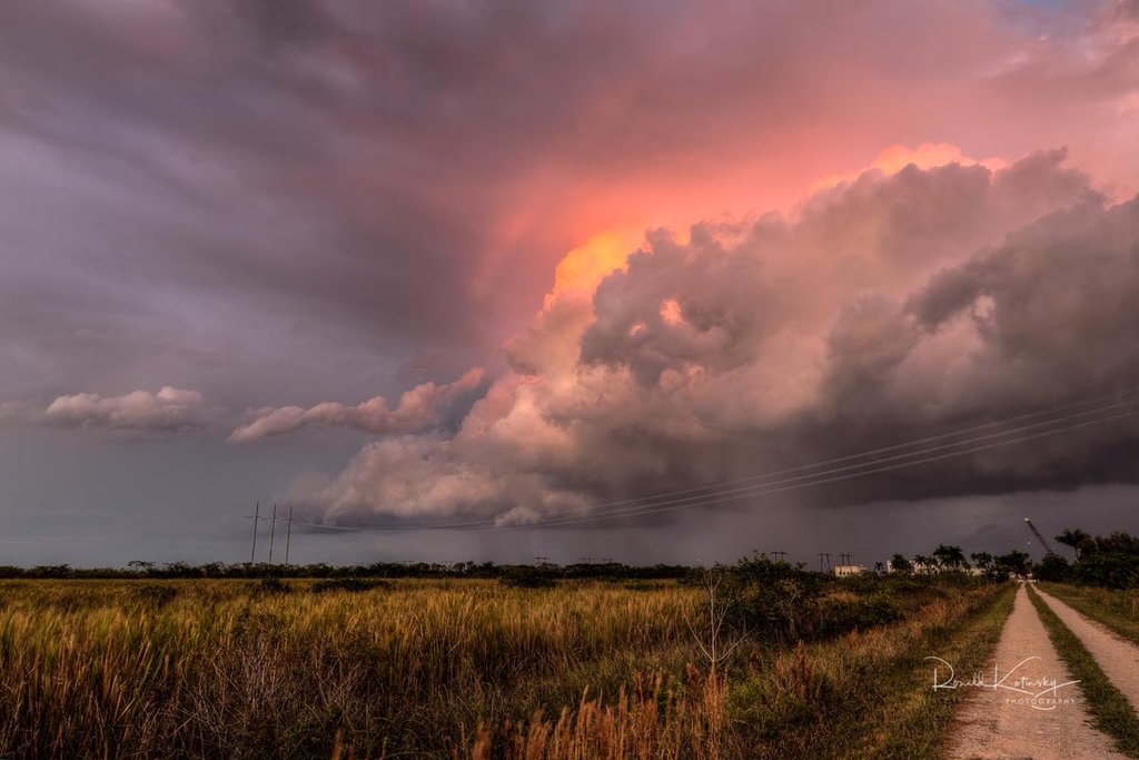 Storm_cloud_over_the_Everglades_by_Ronald_Kotinsky_rkotinsky_1024x1024