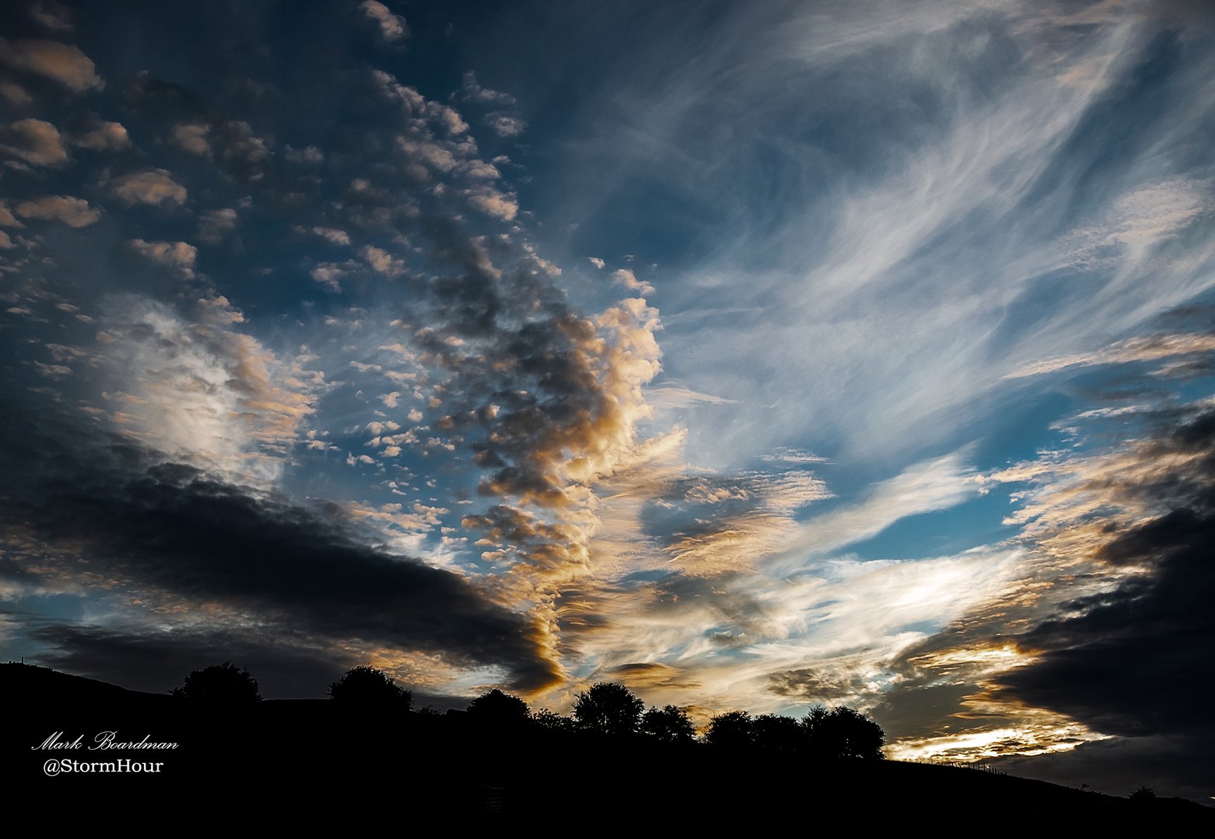 Wide-angled-Lenticular-Stack-Macclesfield-04-10-2018_1728x