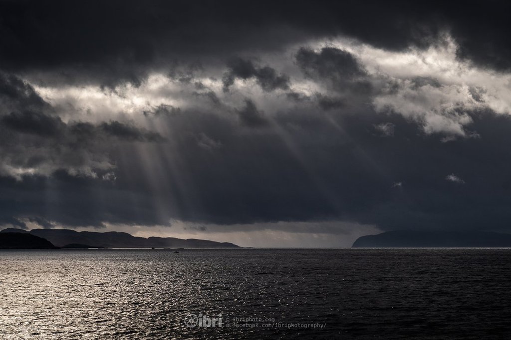1st_Place_Ardmucknish_Bay_near_Oban_by_Brian_Smith_iBri_Photo_31ddb2b5-7c01-4808-921b-fd2ecfbb085c_1024x1024