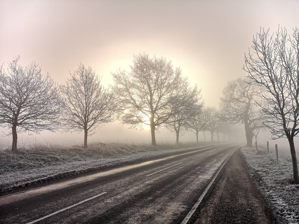 Cold_and_frosty_Hatfield_Peverel_Essex_by_Tornadotitan_TORNADOTITAN_1024x1024