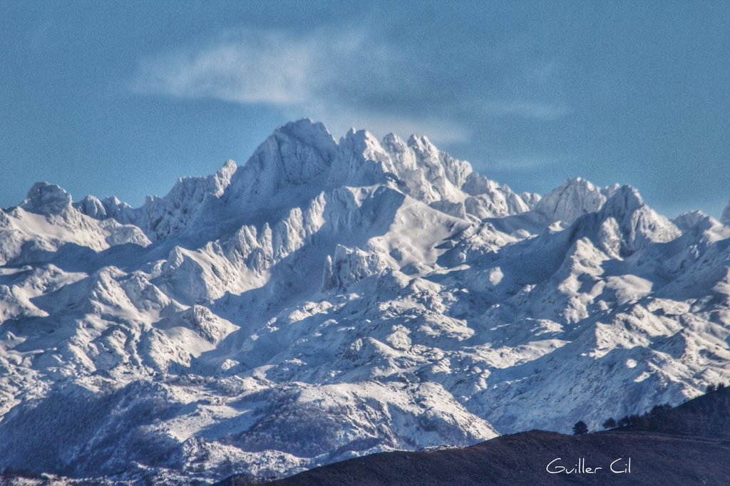 Mas_imagenes_de_los_Picos_de_Europa_tras_el_paso_de_la_borrasca_Helena_by_Guiller_GuillerCil_1024x1024