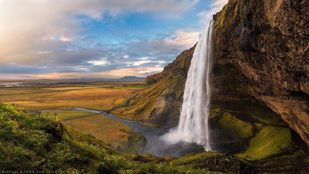 Amazing sunset at Seljalandsfoss