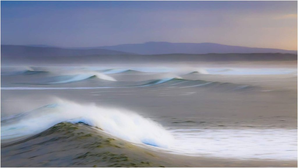 Lossiemouth_beach_on_the_Moray_coast_of_North_Scotland_by_CrustyDemon_CrustyDemon999_1024x1024