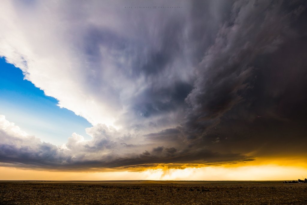 Supercell_south_of_Lamar_Colorado_by_Mike_Olbinski_MikeOlbinski_1024x1024