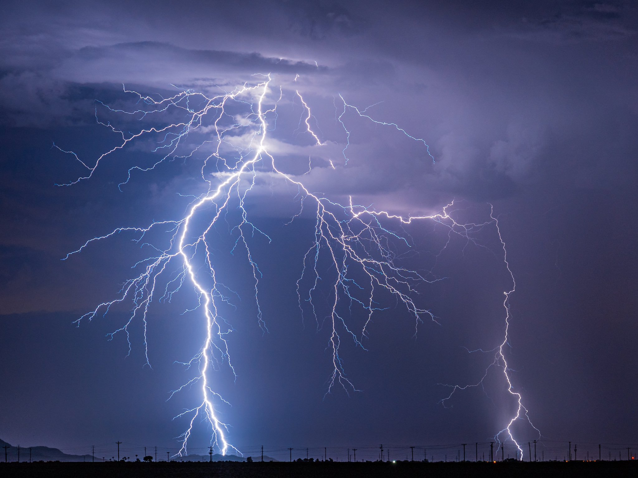 A monster bolt just north of Eloy, Arizona by Kyle Benne @KyleBenne
