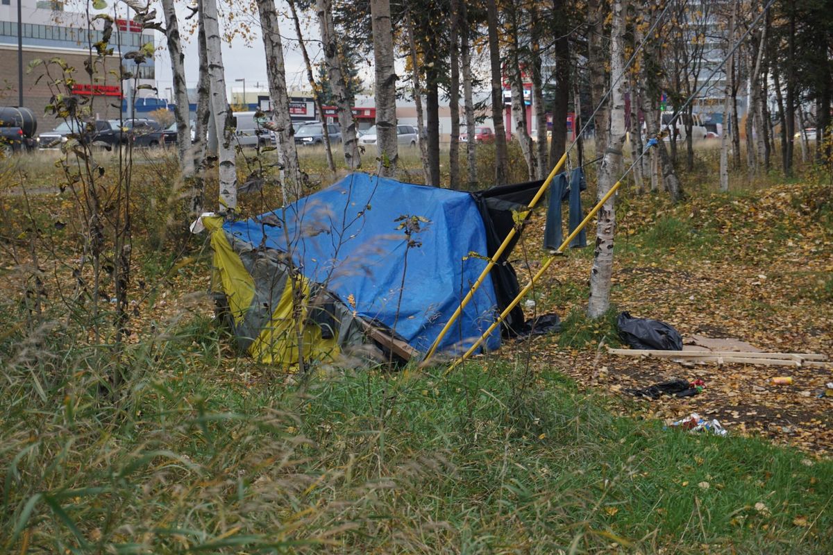 As winter sets in, Alaska DOT prepares another push to remove homeless encampments