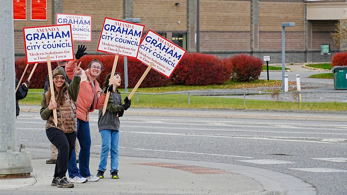 Preliminary results show Cooper leading in Palmer mayor race; changes coming to Houston council