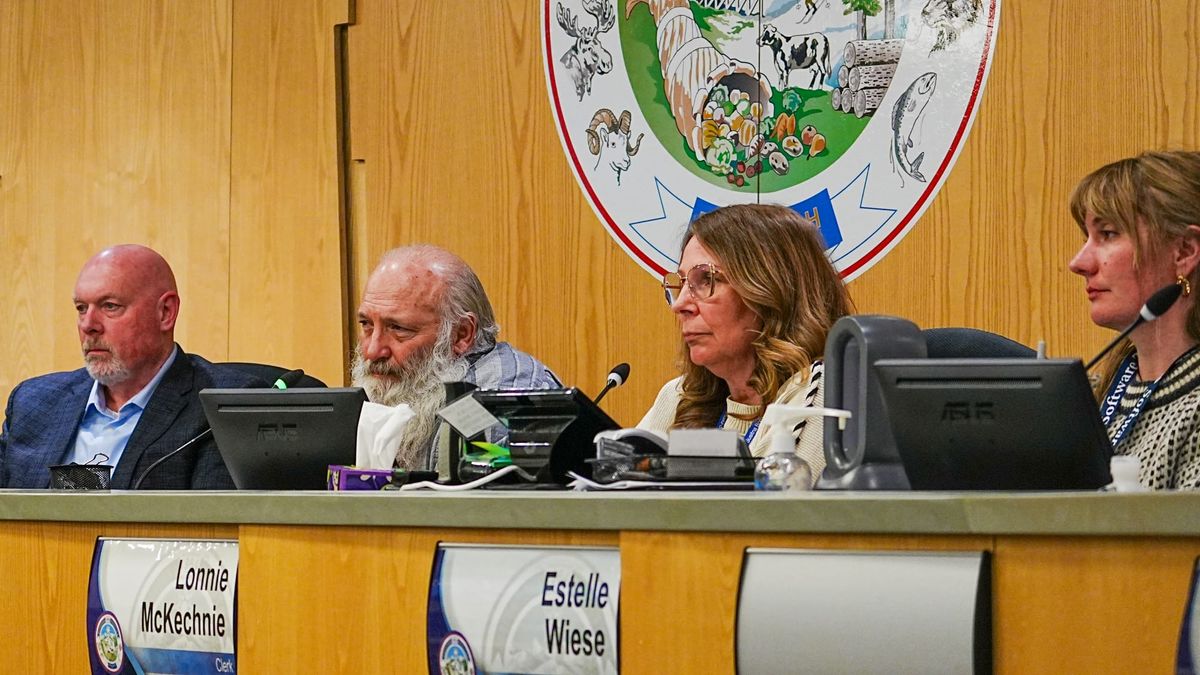 3 Mat-Su schools set to close after Assembly rejects school funding, approves tax cut