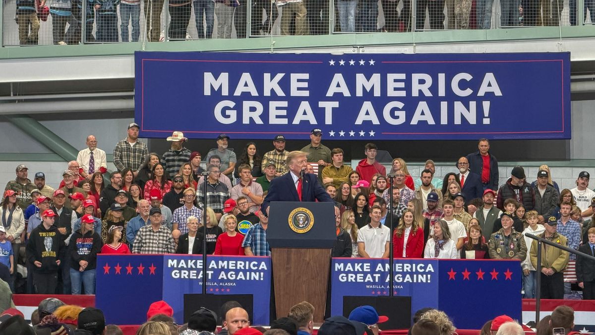 Thousands pack Menard Center for Trump rally, marking first-ever presidential event in Mat-Su