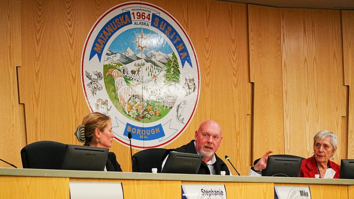 Matanuska-Susitna Borough Manager Mike Brown speaks to the Matanuska-Susitna Assembly 