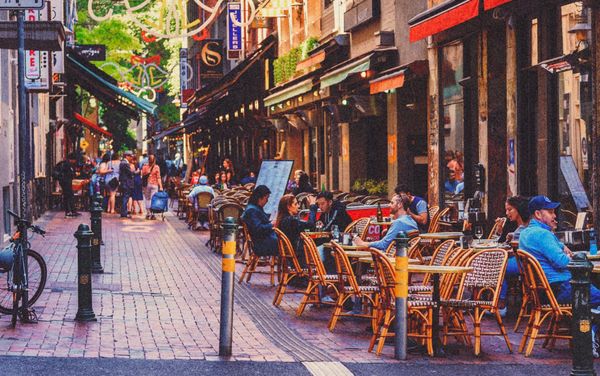 Honey, we have Europe at home