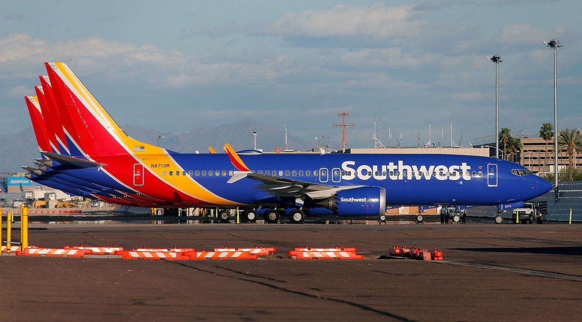 Southwest Airlines changes course, won't put unvaccinated workers on unpaid leave
