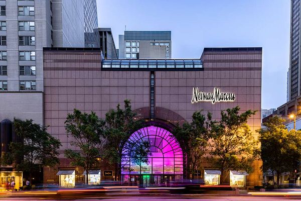 More Mag-Mile marauders steal up to $30,000 in purses from Neiman Marcus