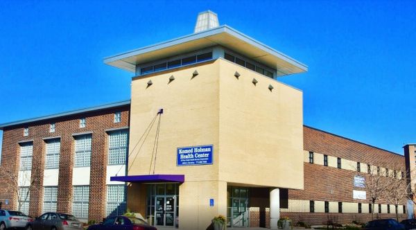 Two shot on Muddy Waters Dr. on border of Oakland/North Kenwood neighborhoods