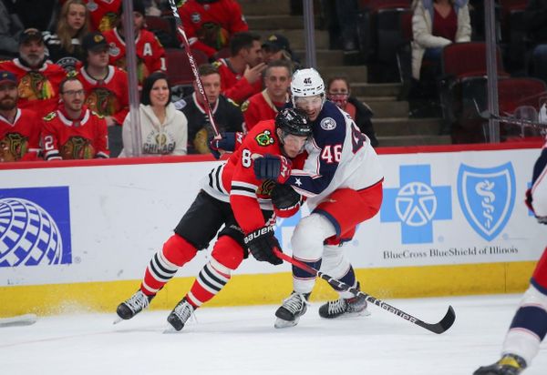 Laine's hat trick leads Blue Jackets past Blackhawks, 7-4