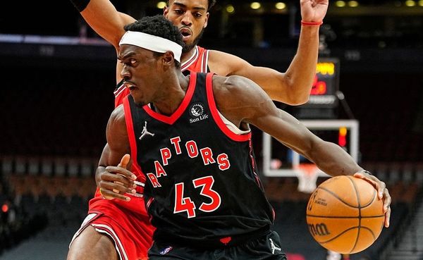 Siakam scores 25 points as Raptors beat Bulls 127-120 in OT