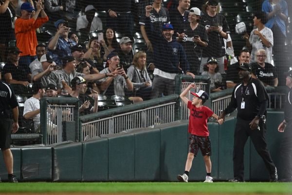 Valdez, Alvarez lead Astros to 3-2 win over White Sox