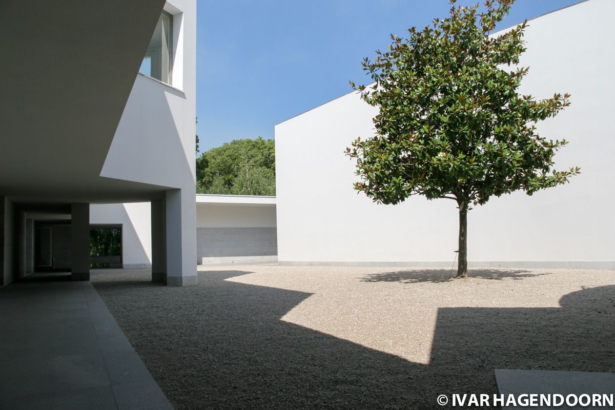 Courtyard at the Serralves Museum, Porto