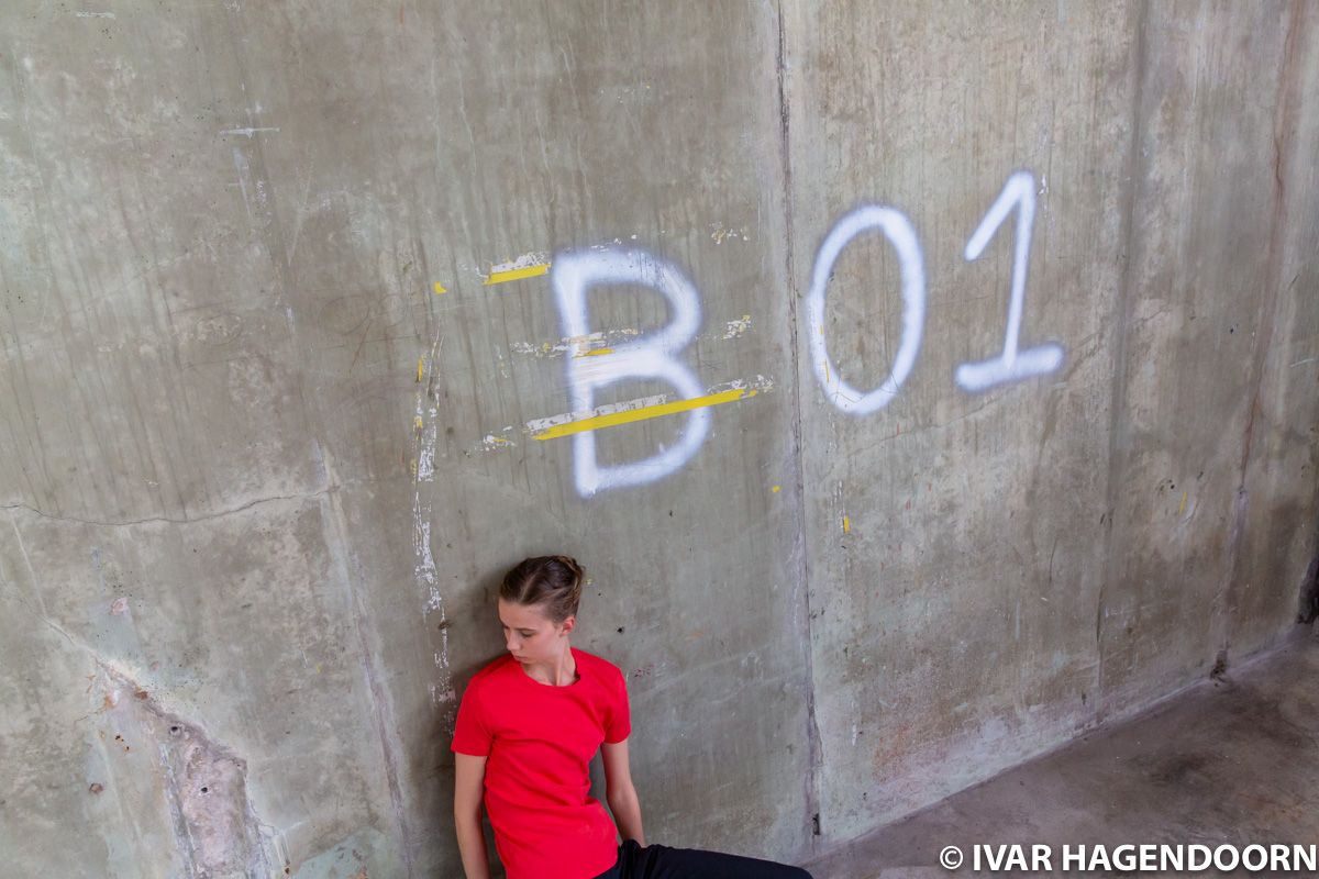 Saskia de Vries at Het HEM