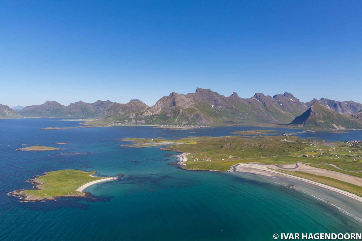 View of Ytresand from Røren in Lofoten