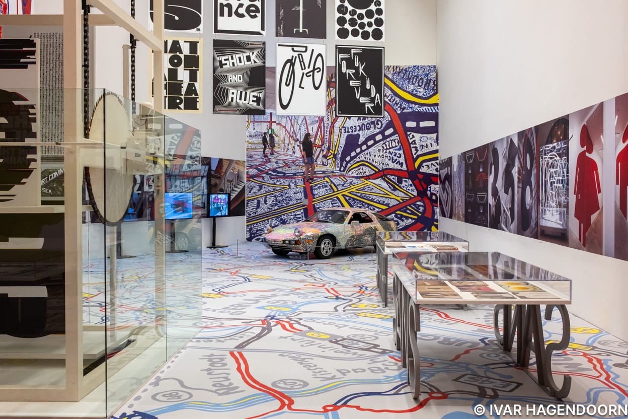 Paula Scher Type Is Image Pinakothek der Moderne