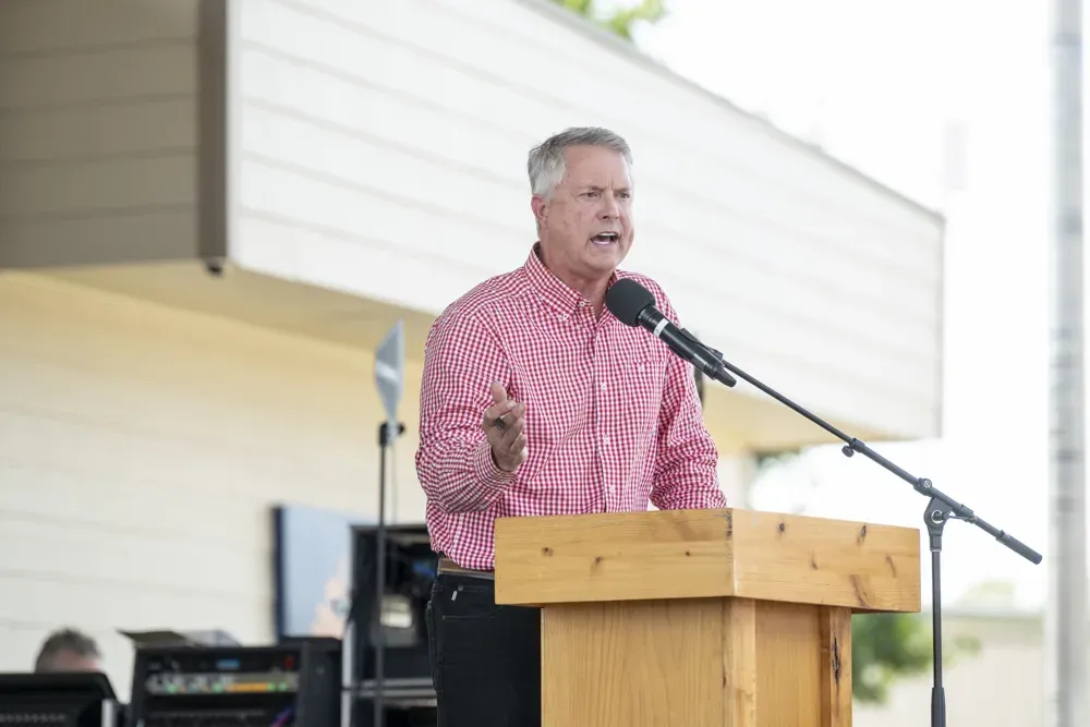 Sen. Roger Marshall (R-KS) answers a question during the Kansas State Fair debate on Sept. 12, 2026. (Dale Grosbach for Citizen Journal)