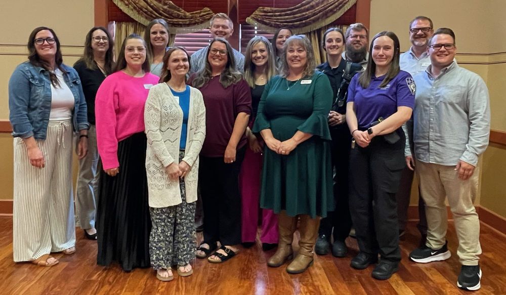 Free laundry initiative launched by 17 local professionals following chamber program graduation