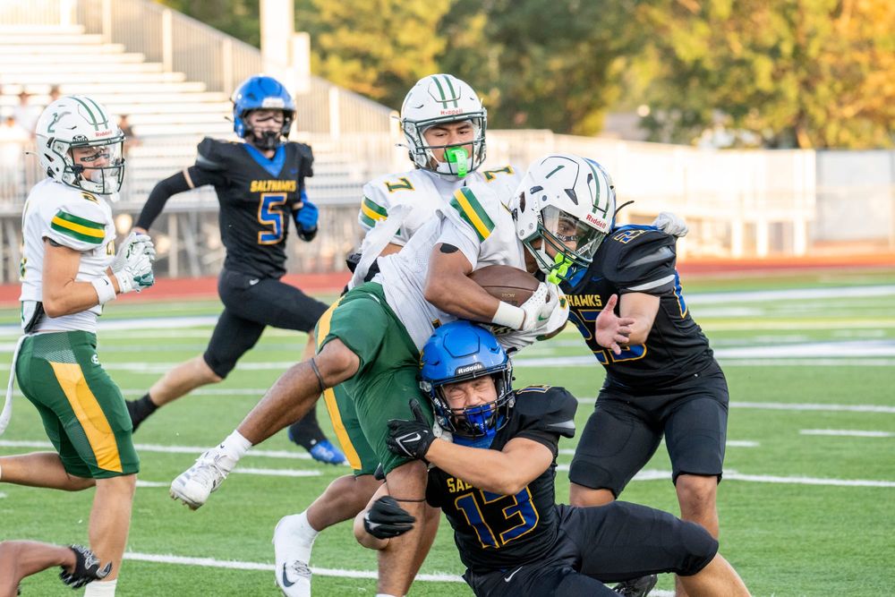 Salthawks football falls short at home in a 31-10 loss against Salina South Cougars