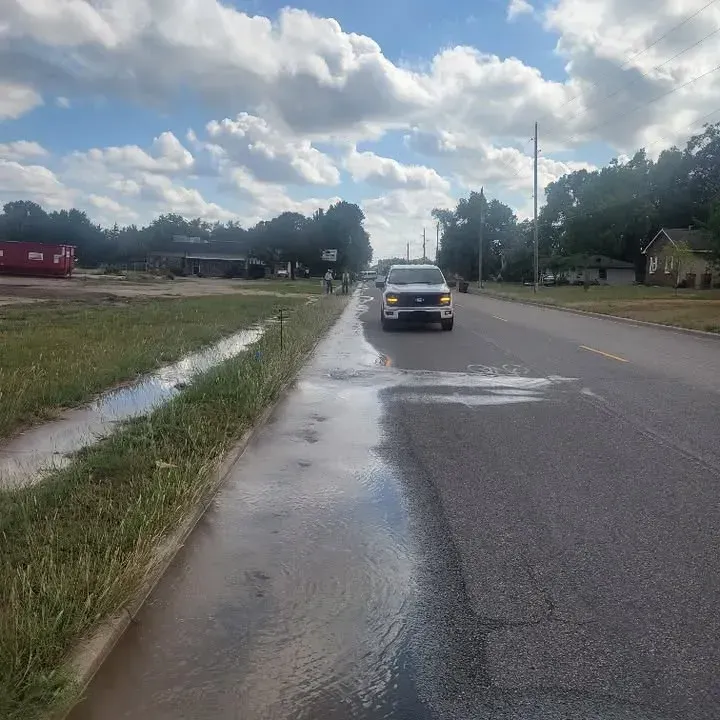 Water service restored after large main break in Newton