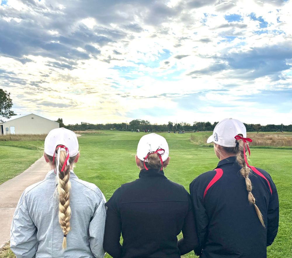 Bullpups Girls Varsity Golf Wraps State Run