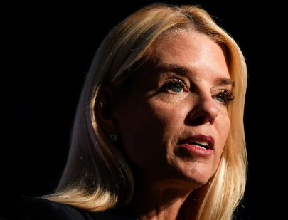 Governor Kelly Appoints Elizabeth L. Henry to Fill District Magistrate Position in 18th Judicial District