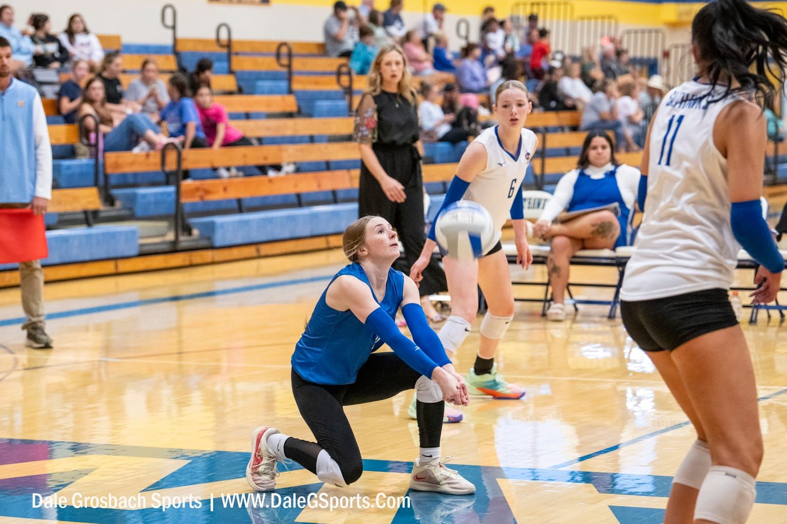 Hutchinson volleyball sweeps triangular, defeats Salina South, Campus