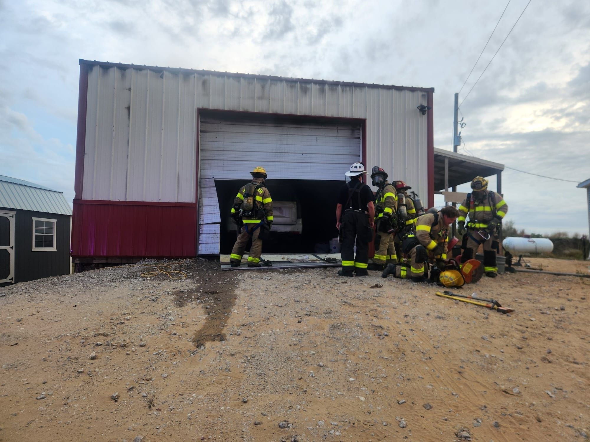 Breaking News: Garage fire in Hutchinson causes moderate damage