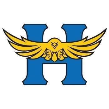 Hutchinson High School offers free senior photos Sunday