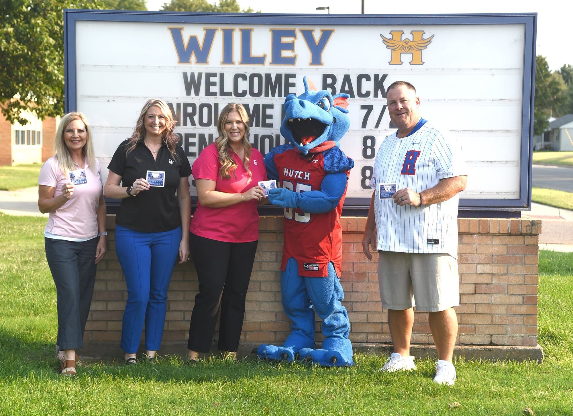 Reno County elementary students receive free Blue Dragon athletic passes
