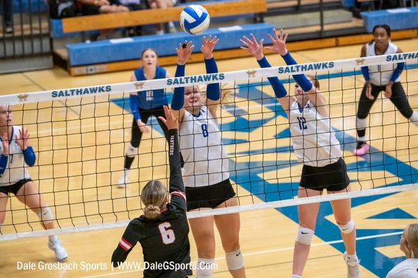Salthawks defeat Great Bend 2-0, Goddard 2-1 in home triangular