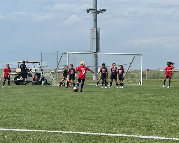 MCFC 17' Team Splits Weekend Matches