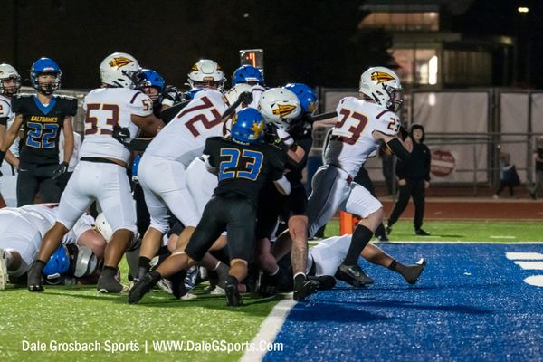 Salthawks' season ends with 27-6 loss to Hays in regional playoffs