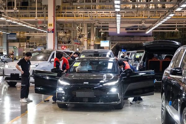 Top 5 US news stories