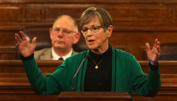 Kelly Touts Economic Wins in Final State of the State