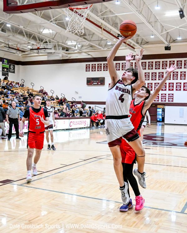 Crusaders roll past Rockets, 62-30, advance to Sub-State Finals