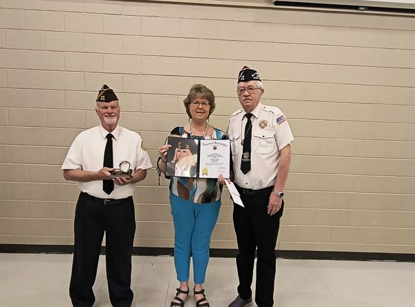 Tammy Gipson Named Kansas VFW Middle School Teacher of the Year