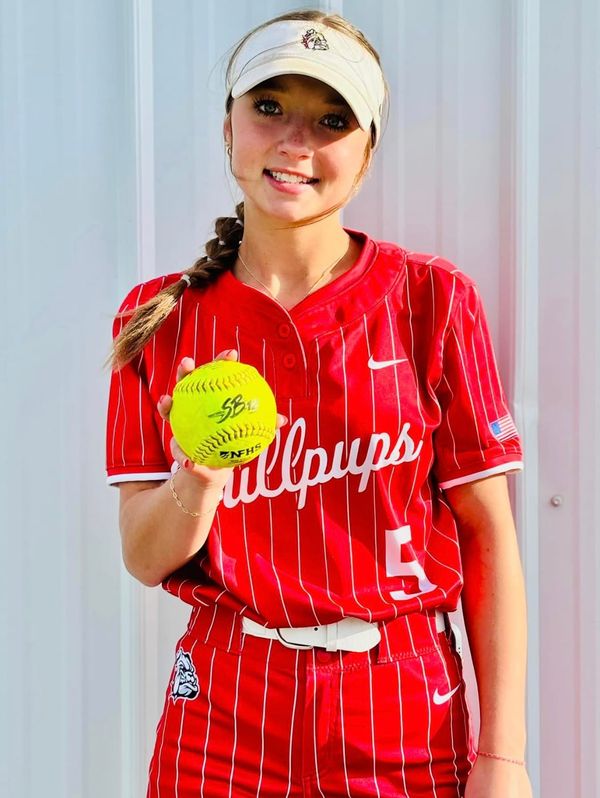 Bullpups Varsity Girls Softball Sweeps Mulvane