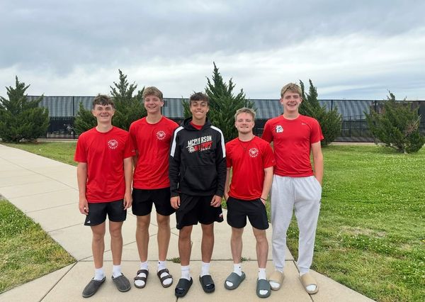 Bullpups doubles duos shine at tennis invitational