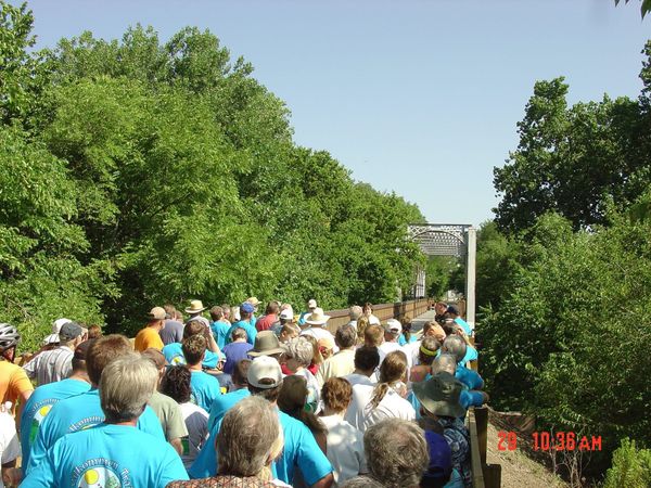 Lindsborg celebrates 20th anniversary of the Välkommen Trail
