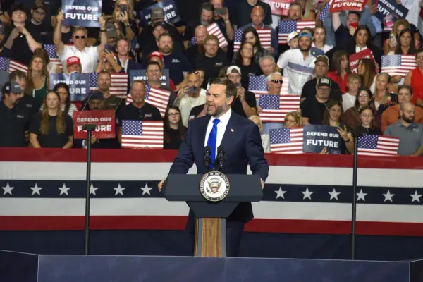 VP Vance, Sen. Marshall, Masterson, and others hold rally in Olathe