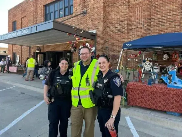 McPherson police chief thanks officers for work at Kansas Barn Sale